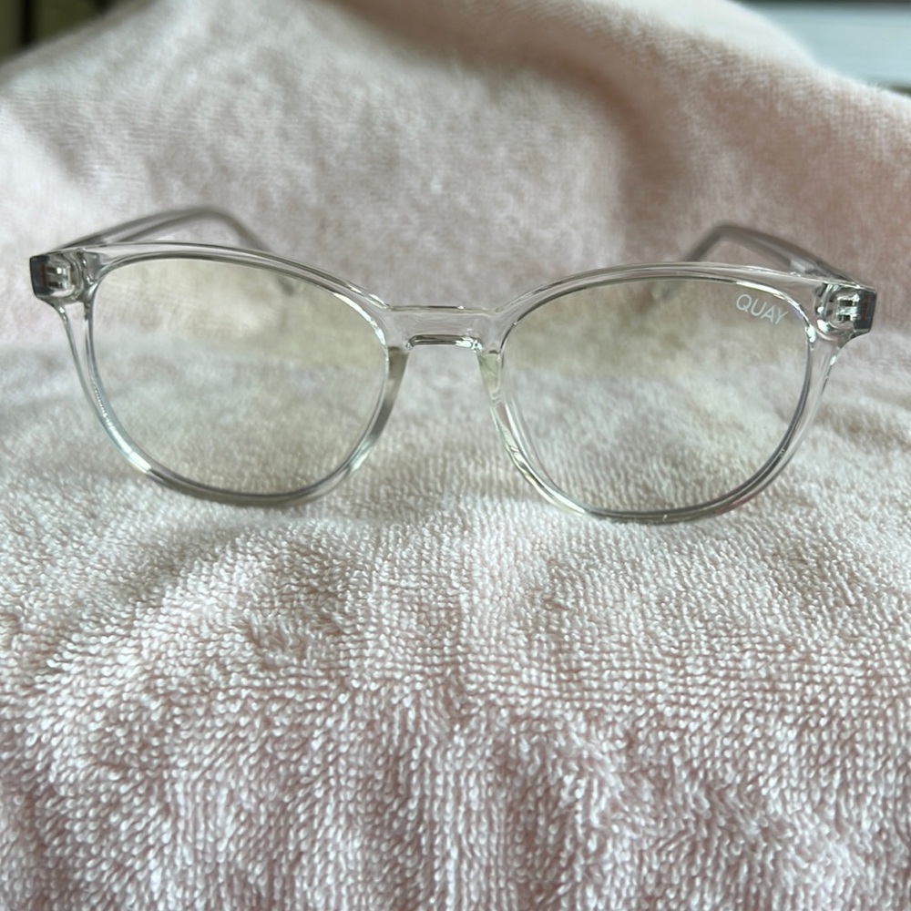 Quay clear rimmed blue light glasses